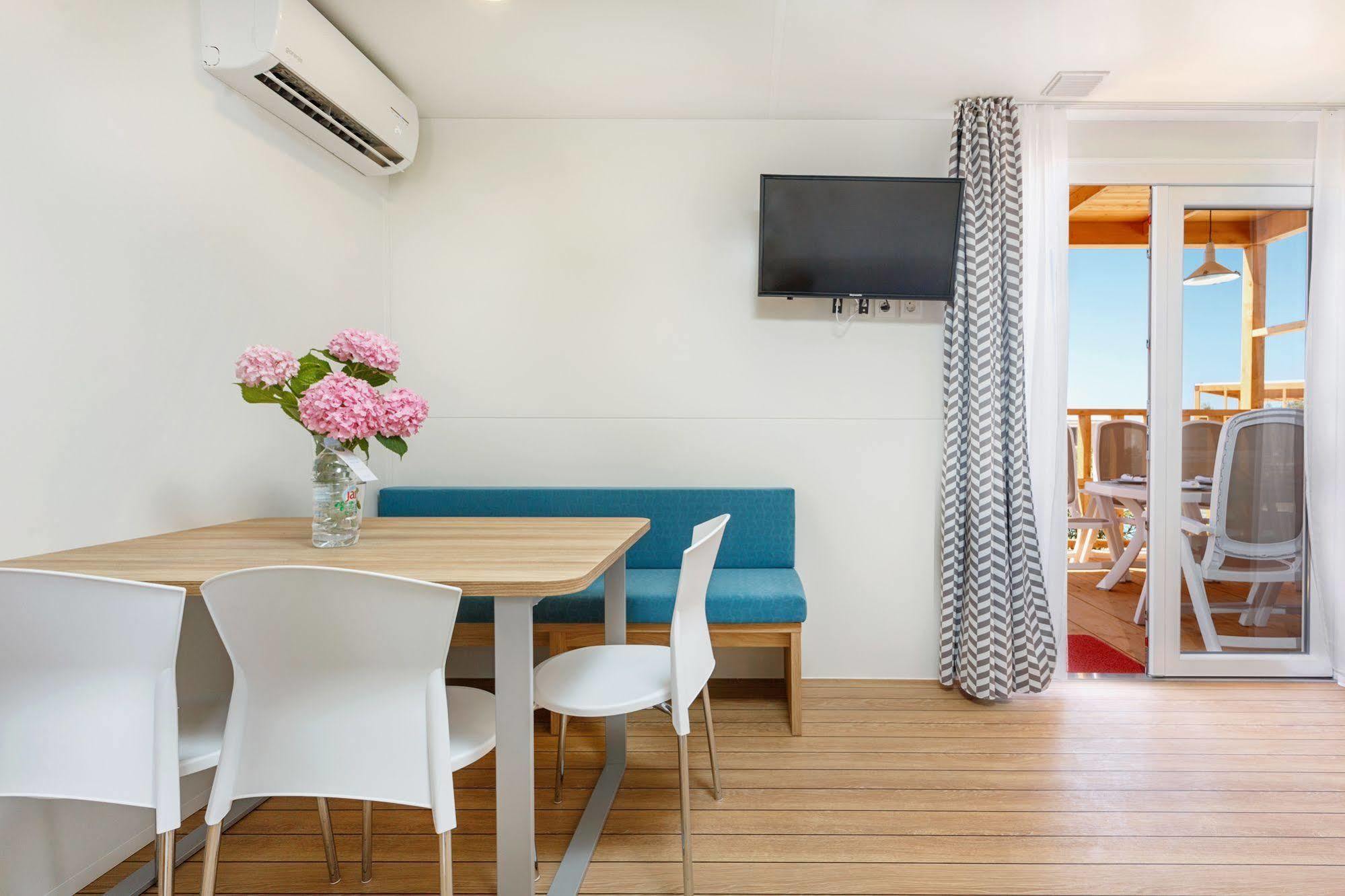 Maistra Camping Polari Mobile Homes Rovinj Buitenkant foto