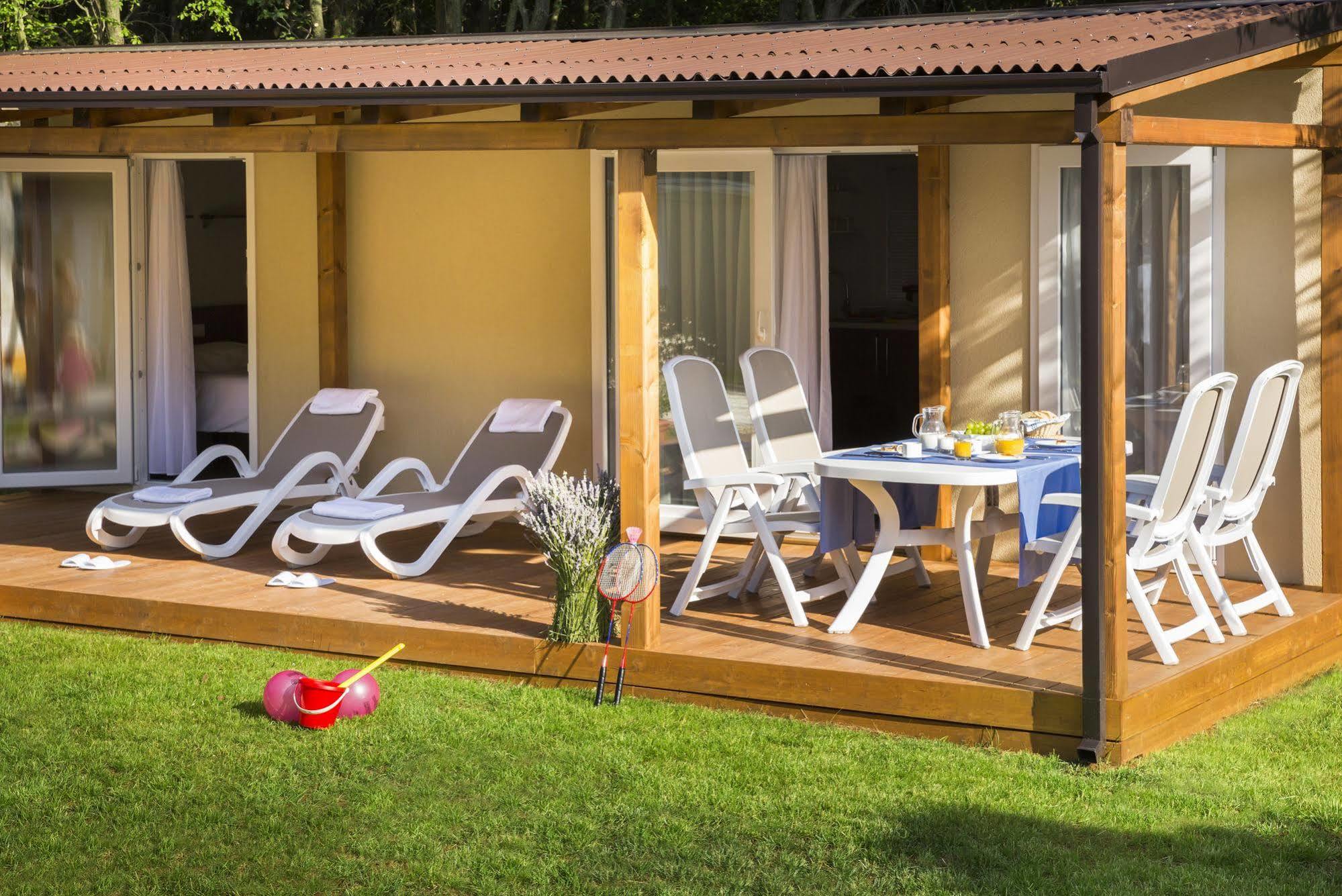 Maistra Camping Polari Mobile Homes Rovinj Buitenkant foto